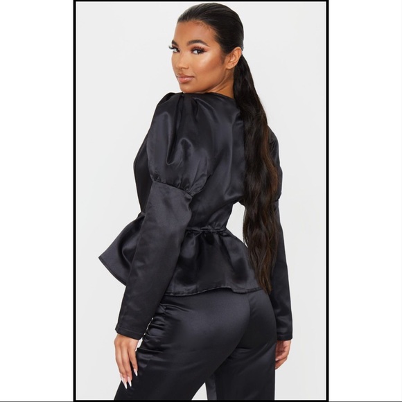 black puff sleeve peplum waist jacket - Picture 2 of 4